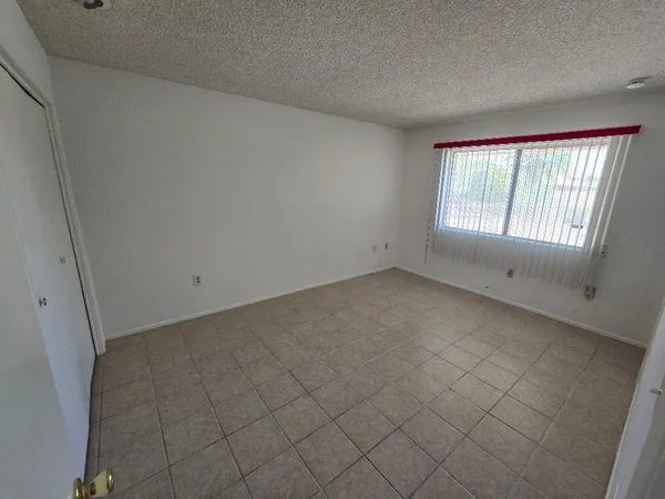 $1,575 | 15457 North Ridgeview Road, Sun City, AZ 85351
