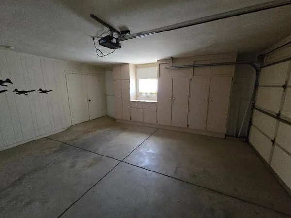 $1,575 | 15457 North Ridgeview Road, Sun City, AZ 85351