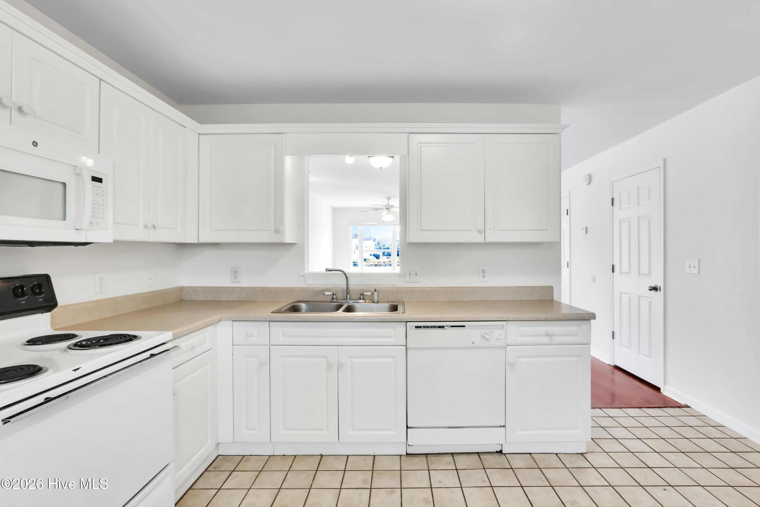 4910 Bridger Road, Unit 19 Shallotte, NC 28470 - Photo 14 of 53 4910BridgersRoadUnit19-13