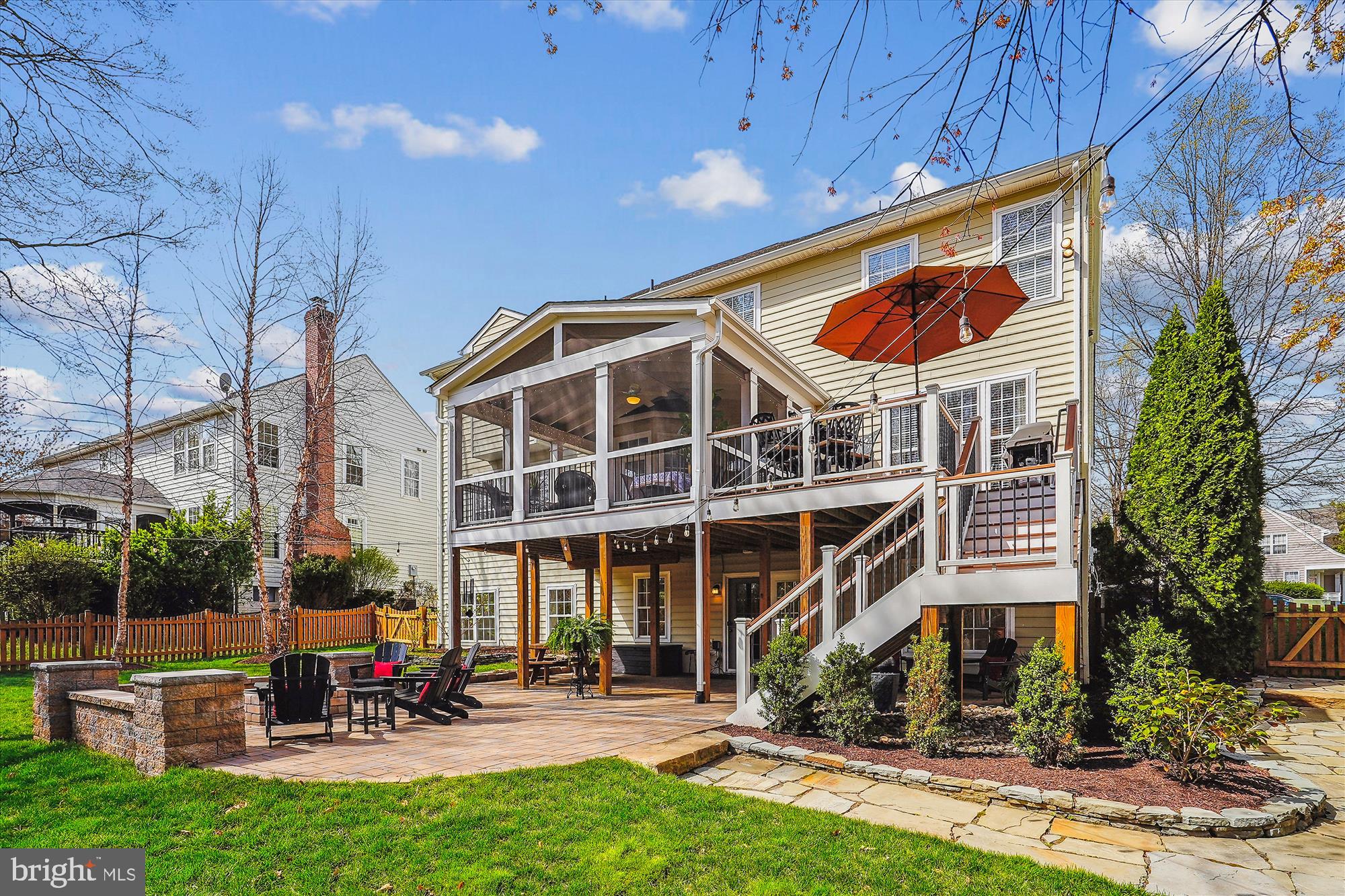 42925 Ellzey Drive Broadlands, VA 20148 - Photo 85 of 96 a view of a building with sitting area