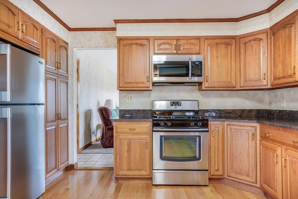 6 Stadium Road Methuen, MA 01844 - Photo 8 of 30 Gallery Image 8