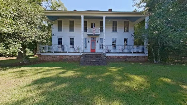 $335,000 | 530 6th Avenue Southeast, Cairo, GA 39828