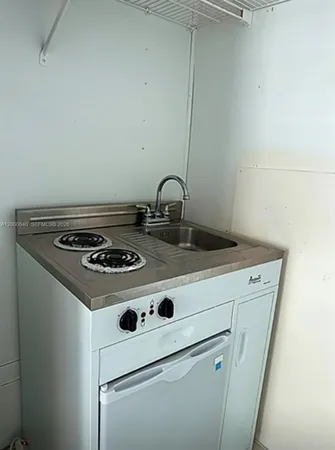 $975 | 20007 Northwest 53rd Court, Miami Gardens, FL 33055