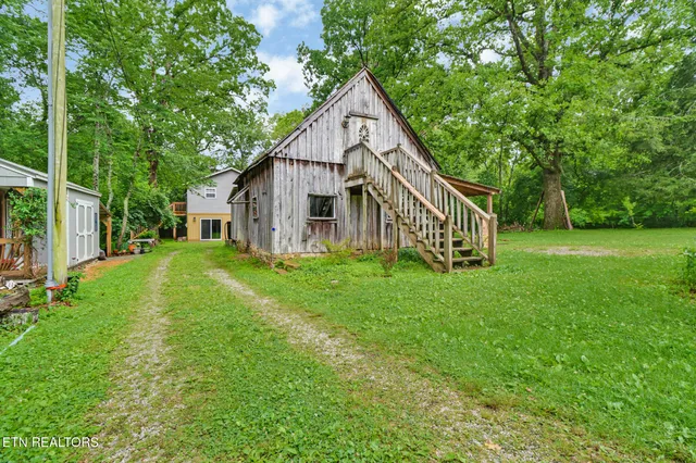 $360,000 | 642 Pigeon Ridge Road, Crossville, TN 38572