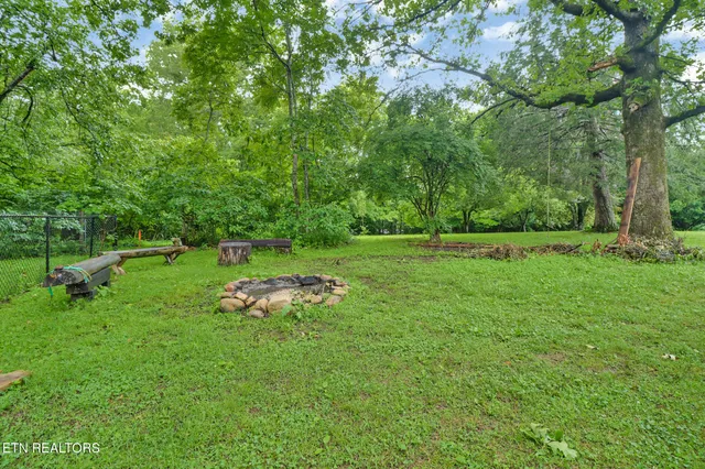 $360,000 | 642 Pigeon Ridge Road, Crossville, TN 38572