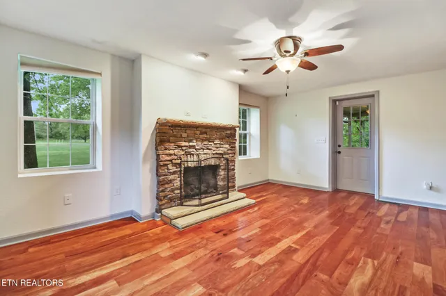 $360,000 | 642 Pigeon Ridge Road, Crossville, TN 38572