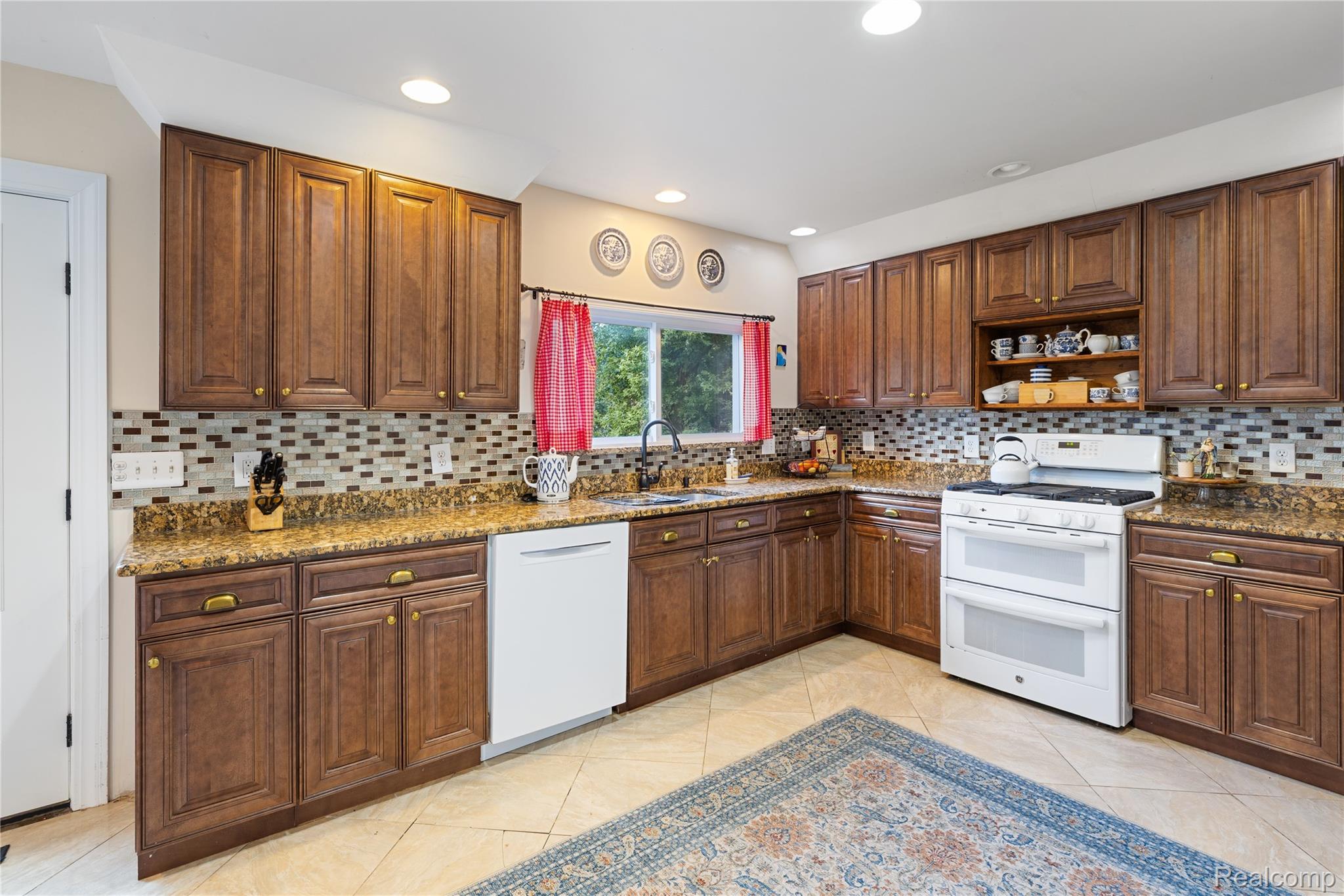 46150 West Seven Mile Road Northville, MI 48167 - Photo 11 of 50 46150 Seven Mile-54.jpg