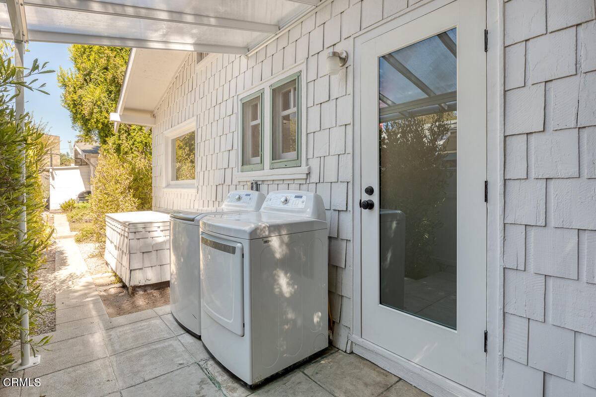 100 Palmetto Drive, Unit 6 Pasadena, CA 91105 - Photo 18 of 20 18.100 Palmetto_6_122v1_mls