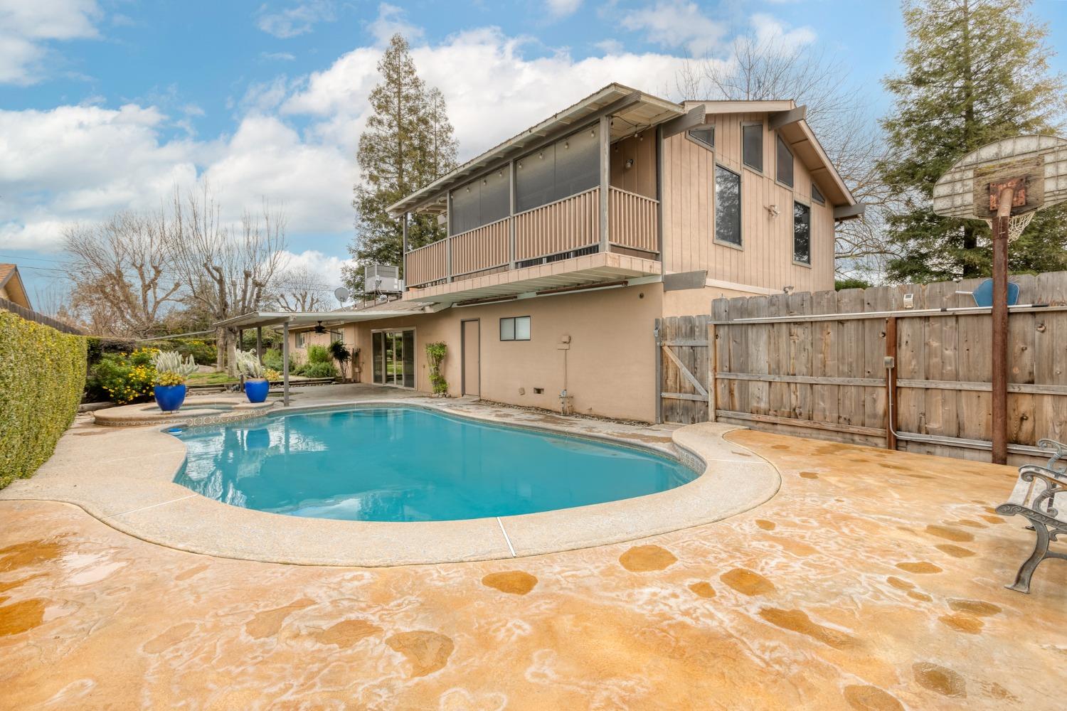 730 West Huntsman Avenue Reedley, CA 93654 - Photo 35 of 38 Gallery Image 35