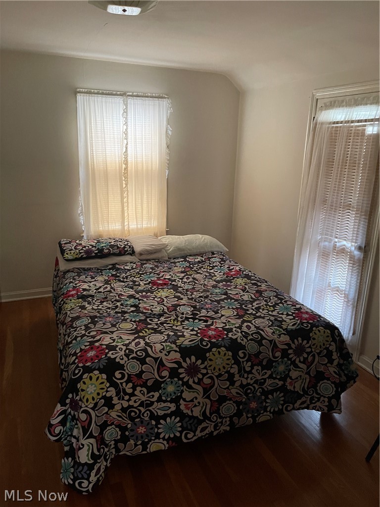 3851 Grosvenor Road Cleveland, OH 44118 - Photo 20 of 22