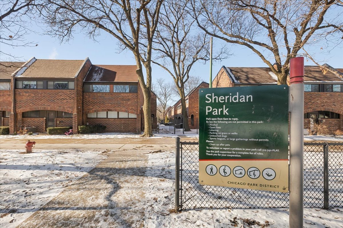 824 South May Street, Unit B Chicago, IL 60607 - Photo 5 of 9 Gallery Image 5