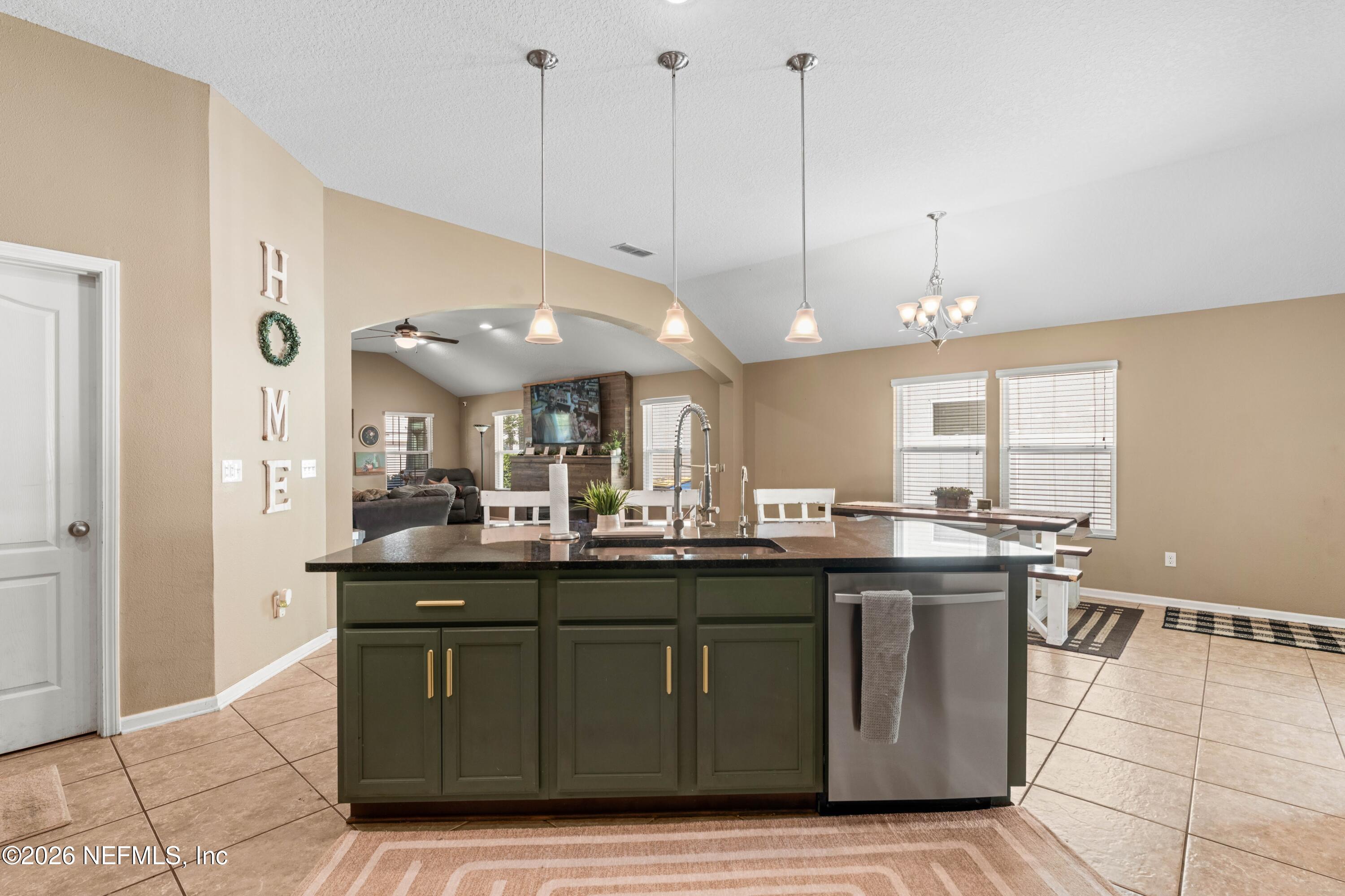 15708 Tisons Bluff Road Jacksonville, FL 32218 - Photo 14 of 32 PBD05328_Original