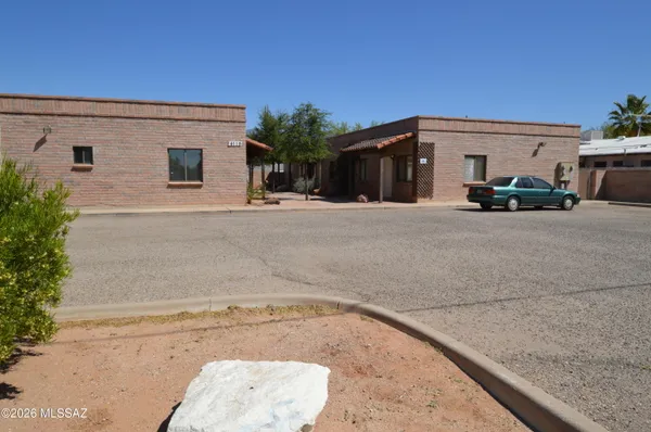 $995 | 4115 East North Street, Unit 3, Tucson, AZ 85712