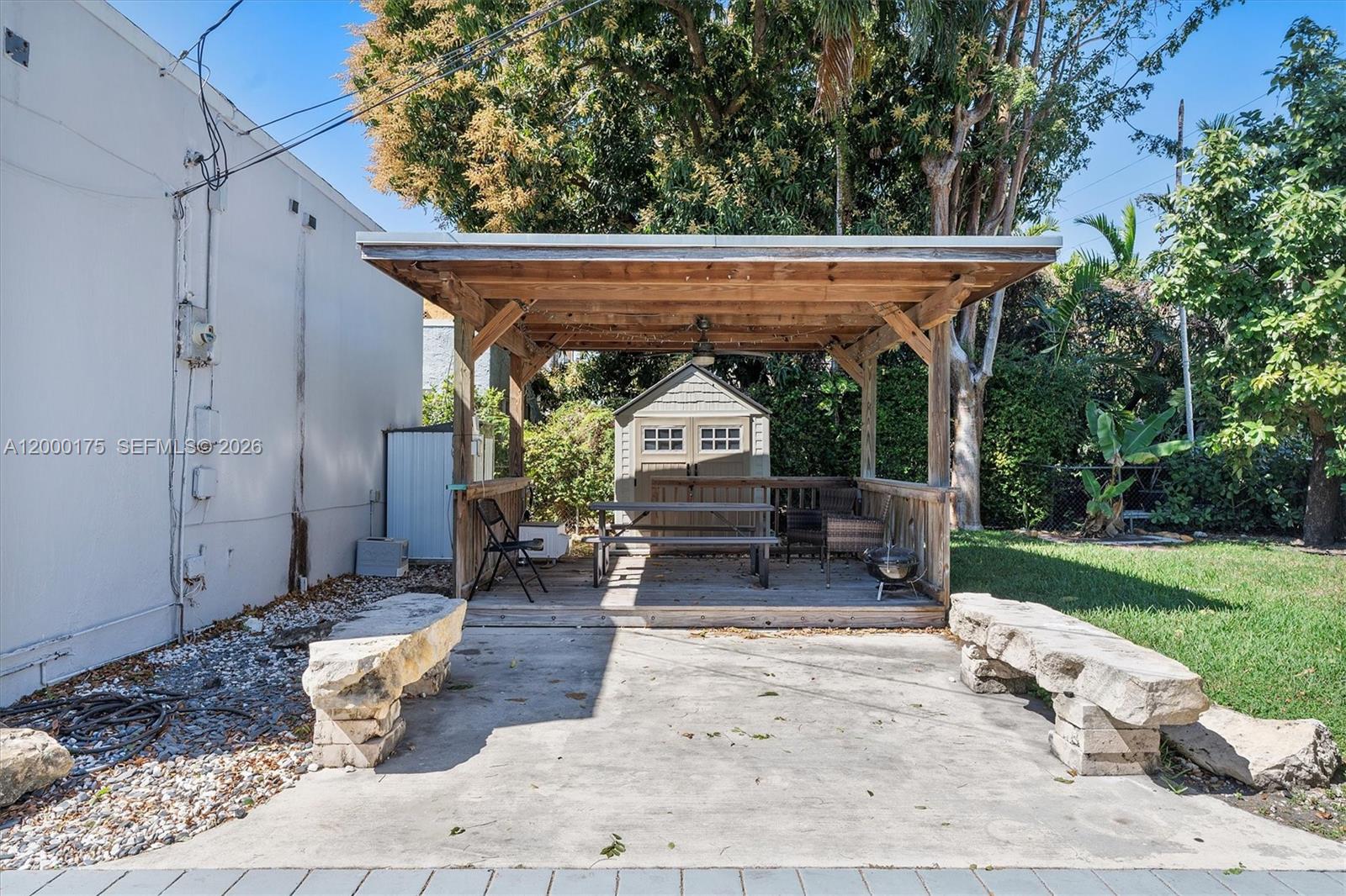 2231 Southwest 17th Street Miami, FL 33145 - Photo 28 of 39