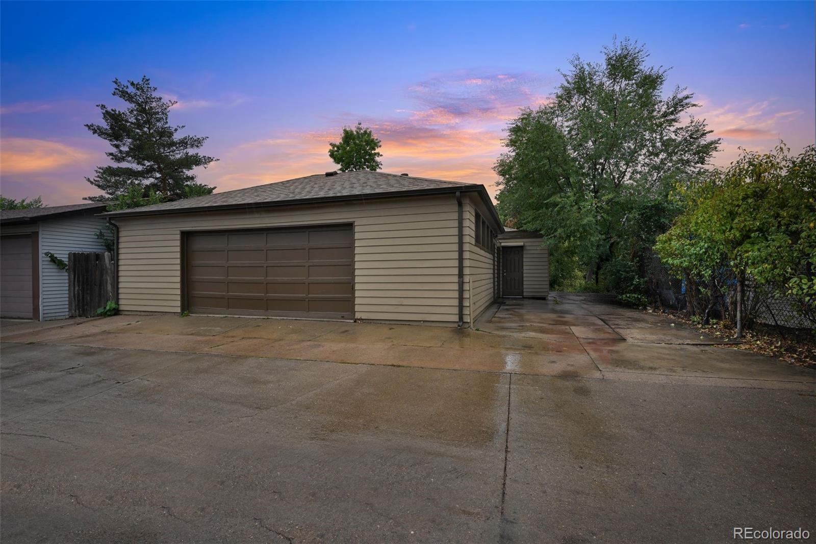 1955 West Virginia Avenue Denver, CO 80223 - Photo 32 of 36 a backyard of a house