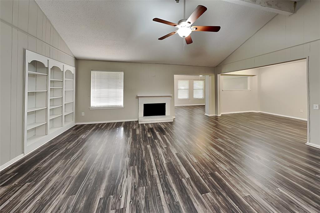 1522 Clover Hill Road Mansfield, TX 76063 - Photo 2 of 18