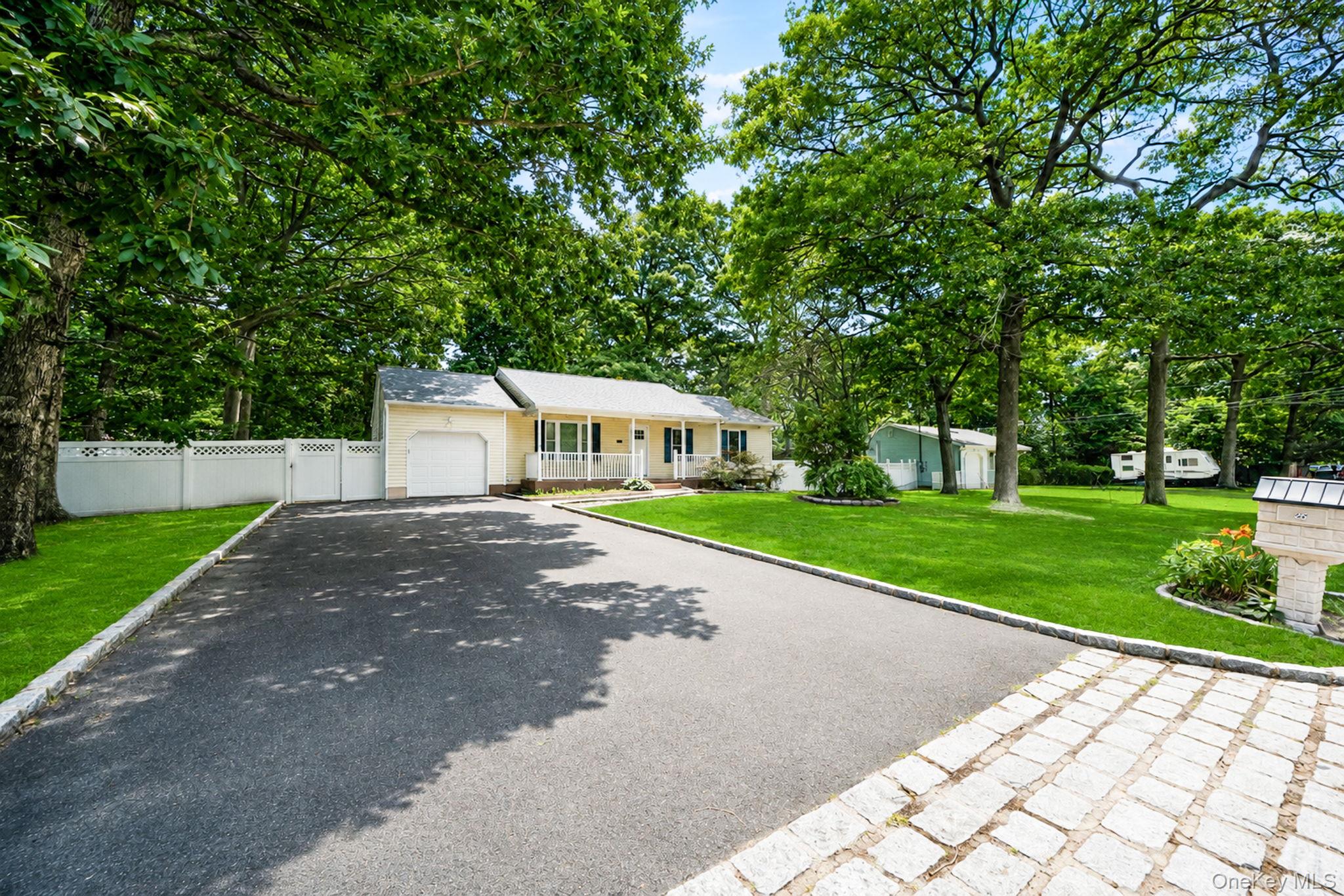25 Heston Road Shirley, NY 11967 - Photo 38 of 38