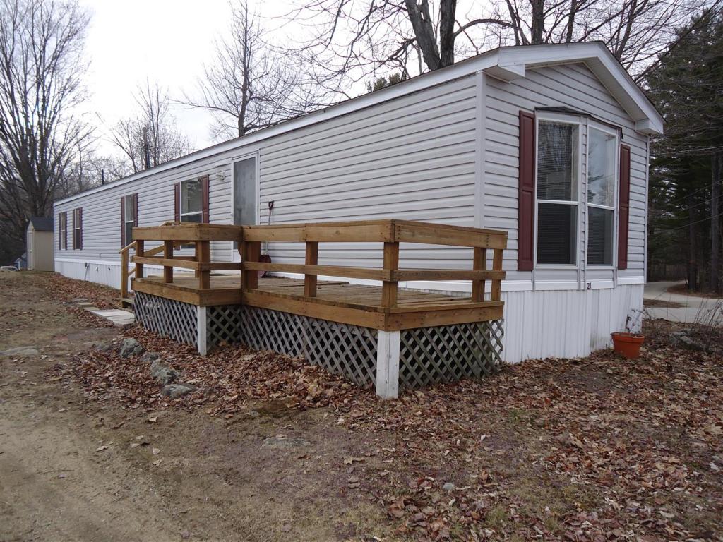 21 South Windy Road Tilton, NH 03276 - Photo 1 of 13