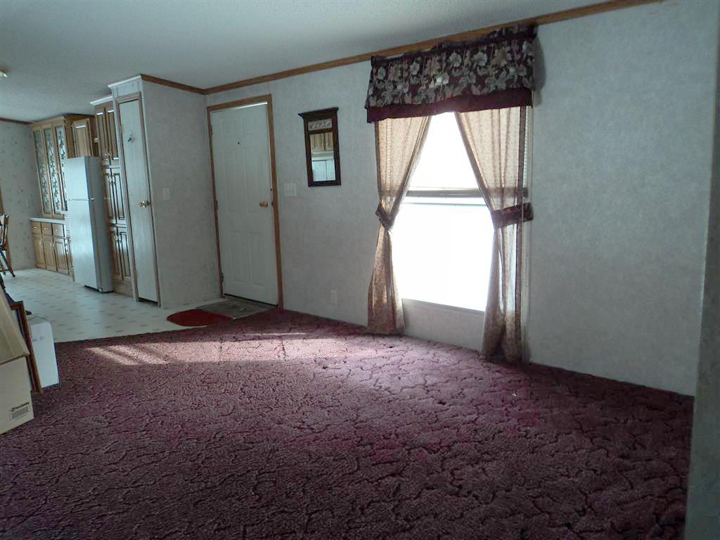 21 South Windy Road Tilton, NH 03276 - Photo 5 of 13