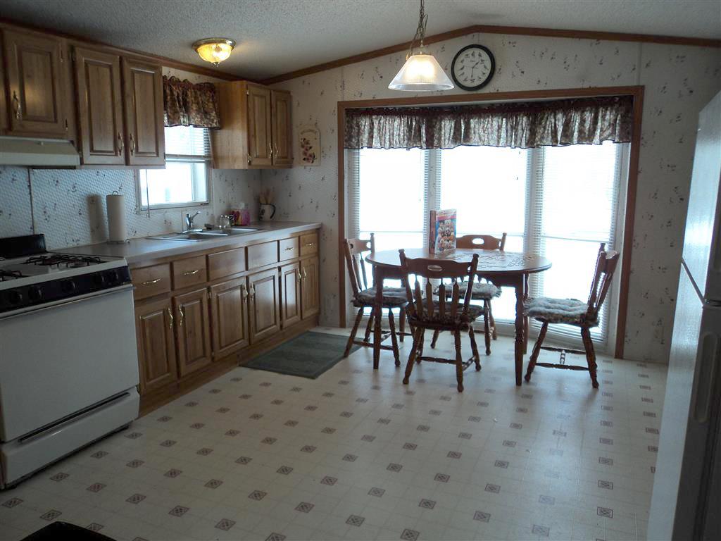 21 South Windy Road Tilton, NH 03276 - Photo 6 of 13
