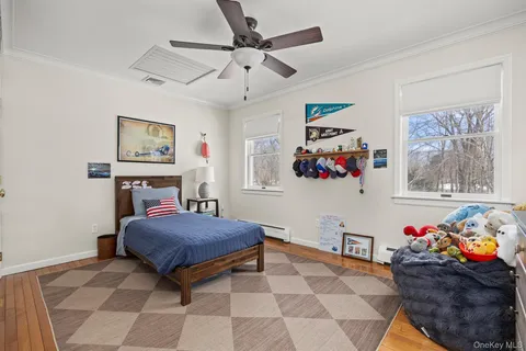 $895,000 | 17 Elm Street, Red Hook, NY 12571