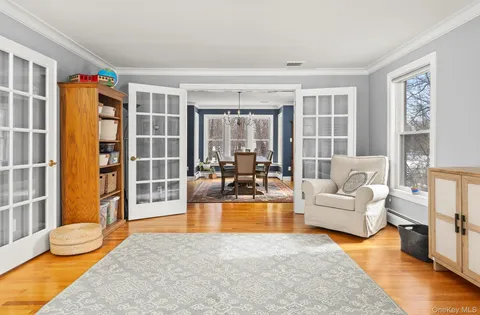 $895,000 | 17 Elm Street, Red Hook, NY 12571