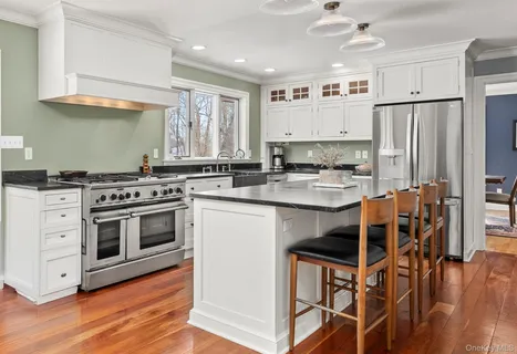 $895,000 | 17 Elm Street, Red Hook, NY 12571