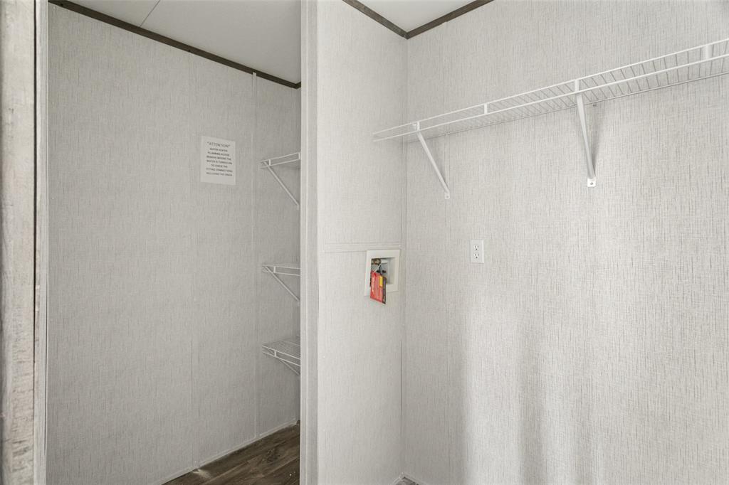 4510 Tennessee Trail Granbury, TX 76048 - Photo 13 of 25 a view of small space