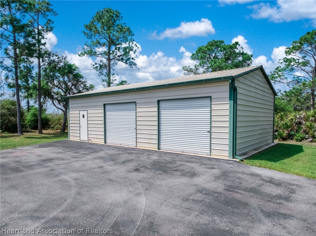 3723 Grand Concourse Sebring, FL 33875 - Photo 8 of 36