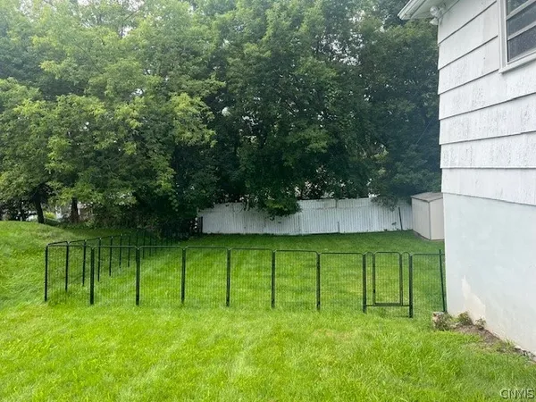 $2,200 | 904 Crawford Avenue, Syracuse, NY 13224