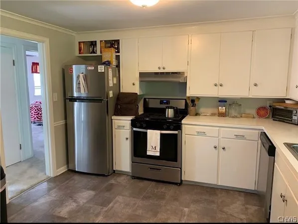 $2,200 | 904 Crawford Avenue, Syracuse, NY 13224