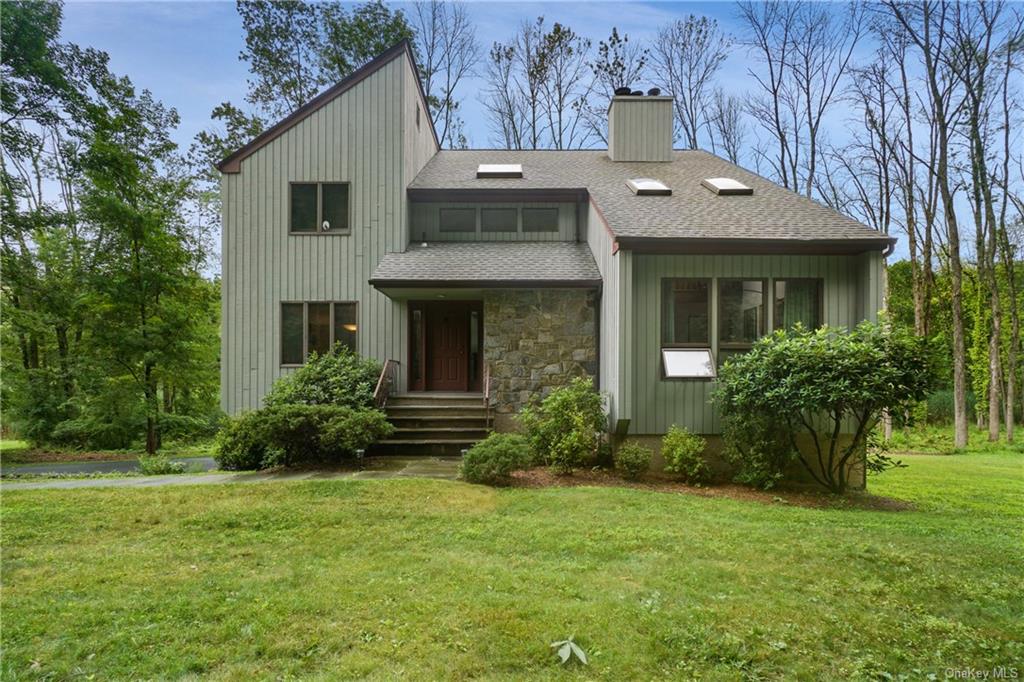 194 Millwood Road, Chappaqua, NY 10514 Compass