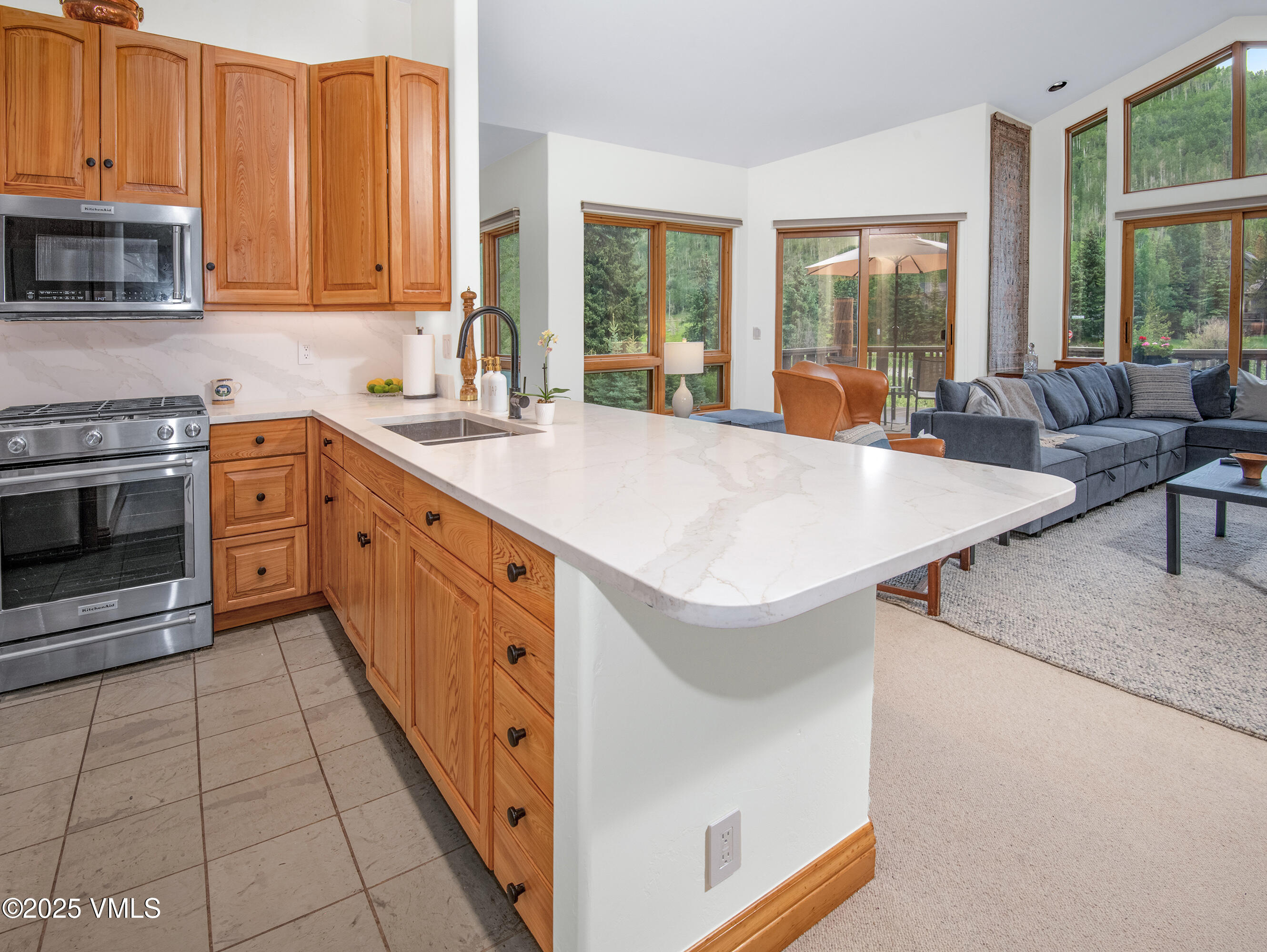 3827 Lupine Drive, Unit B Vail, CO 81657 - Photo 10 of 50 3827-Lupine-Dr-B_02