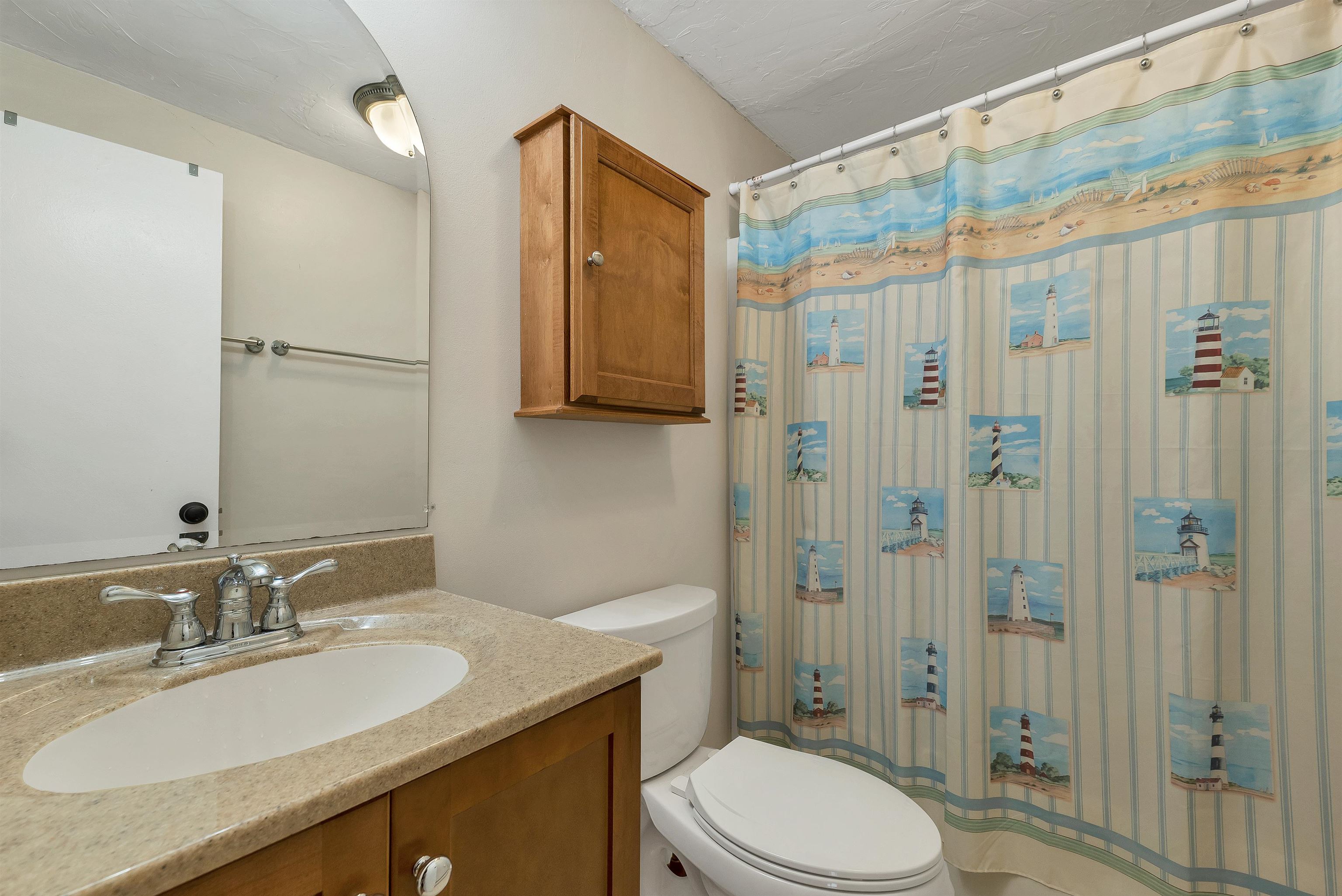 21 Spruce Street Laconia, NH 03246 - Photo 14 of 51