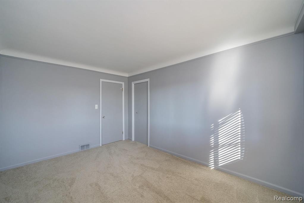 5631 Livernois Road Troy, MI 48098 - Photo 14 of 24