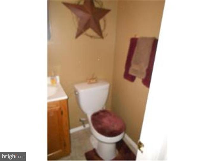 7019 Cardin Road Philadelphia, PA 19128 - Photo 14 of 16 Half Bath