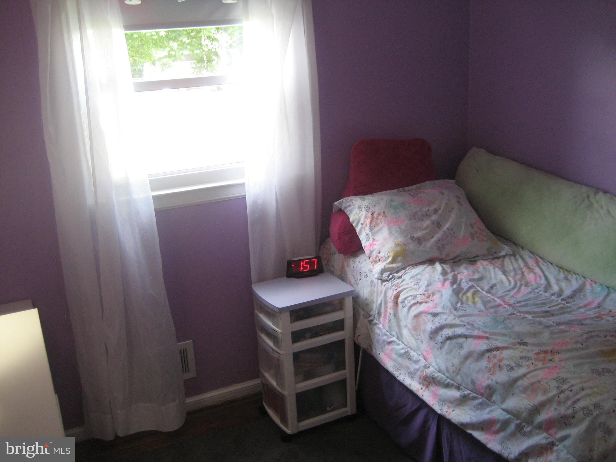 28 Beaumont Road Hamilton, NJ 08620 - Photo 20 of 26 Bedroom 3 - hardwood flooring.
