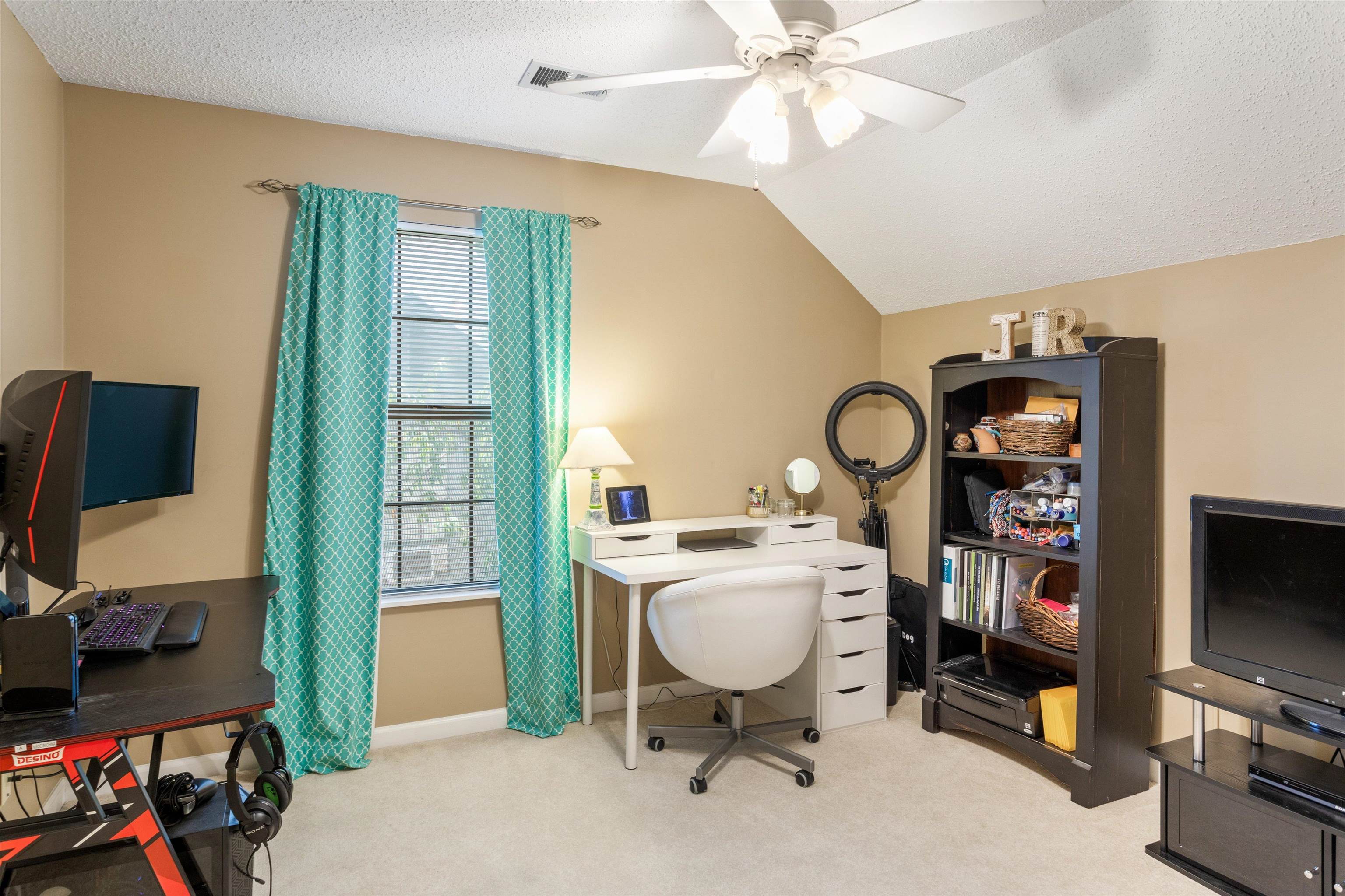 6614 Stephan Ridge Cove Bartlett, TN 38135 - Photo 20 of 26 a workspace with furniture hardwood and a window