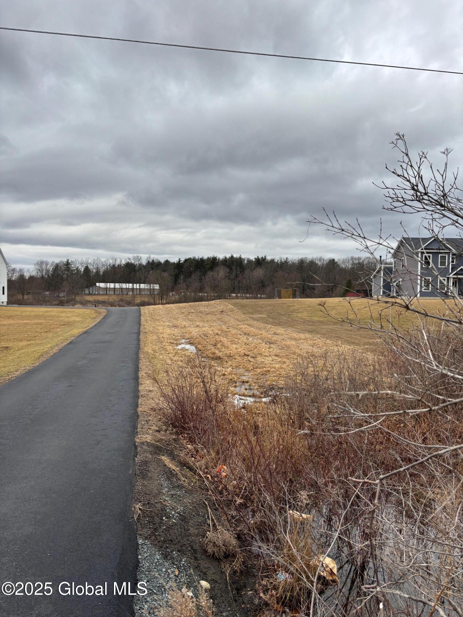 235 Mammoth Spring Road North Greenbush, NY 12144 - Photo 5 of 5 IMG_0308