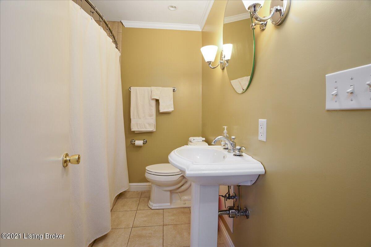 5284 Julia Road Louisville, KY 40258 - Photo 21 of 38 21-5284-21