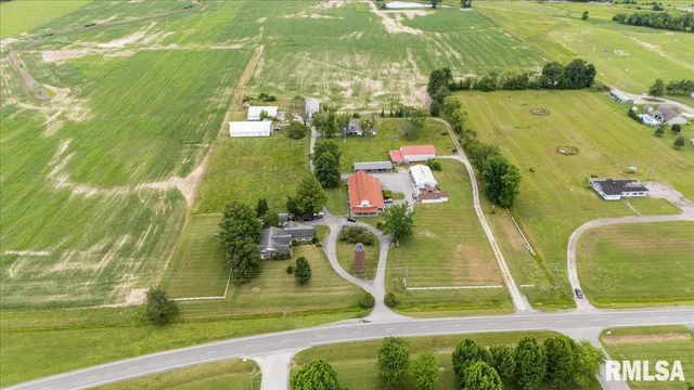 $899,000 | 1807 East Main Street, Marion, IL 62959