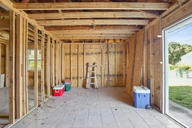 $185,000 | 165 Louisiana Street, Westwego, LA 70094