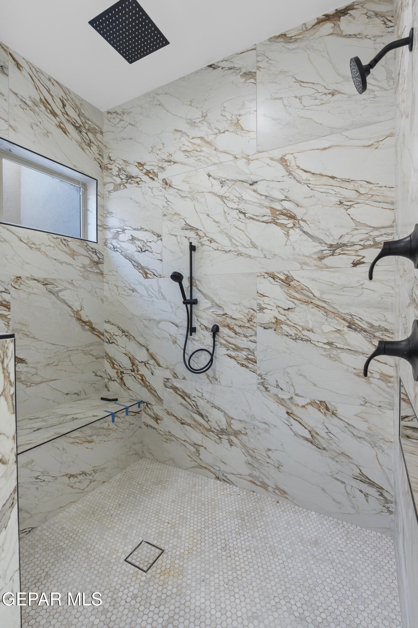 5659 Rio Bonito Circle El Paso, TX 79932 - Photo 47 of 55 a bathroom with a shower