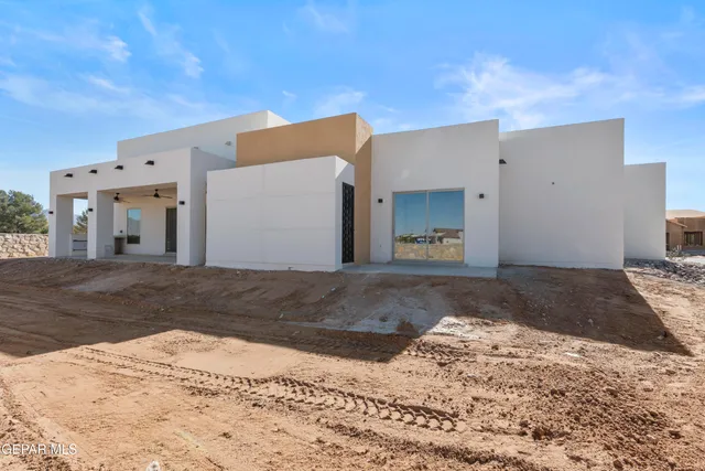 $755,500 | 5659 Rio Bonito Circle, El Paso, TX 79932
