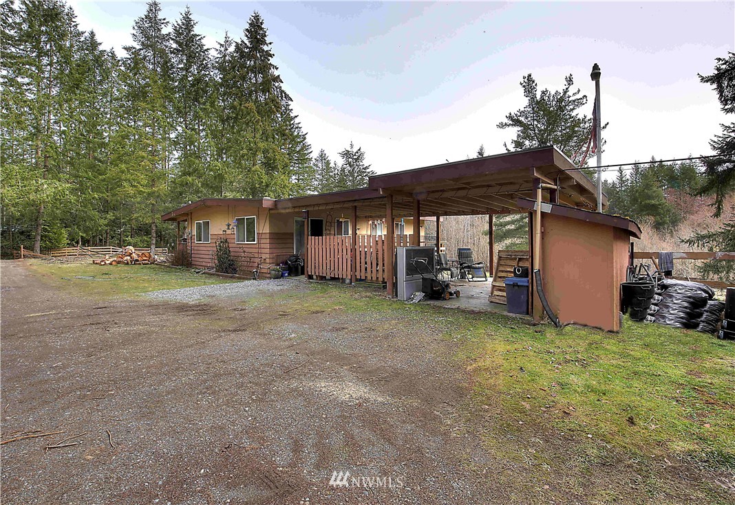 5568 Southeast Nelson Road Olalla, WA 98359 - Photo 3 of 19 Gallery Image 3