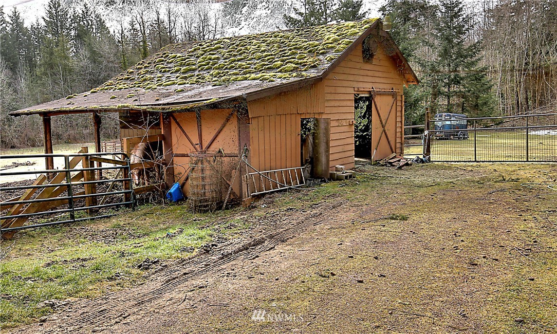 5568 Southeast Nelson Road Olalla, WA 98359 - Photo 7 of 19 Gallery Image 7