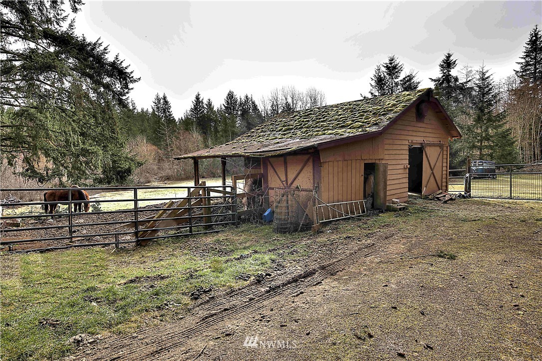 5568 Southeast Nelson Road Olalla, WA 98359 - Photo 8 of 19 Gallery Image 8