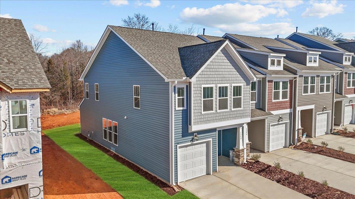1248 Cherry Orchard Road Moore, SC 29369 - Photo 2 of 31 Gallery Image 2