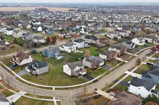 $789,000 | 13005 Timber Wood Circle, Plainfield, IL 60585