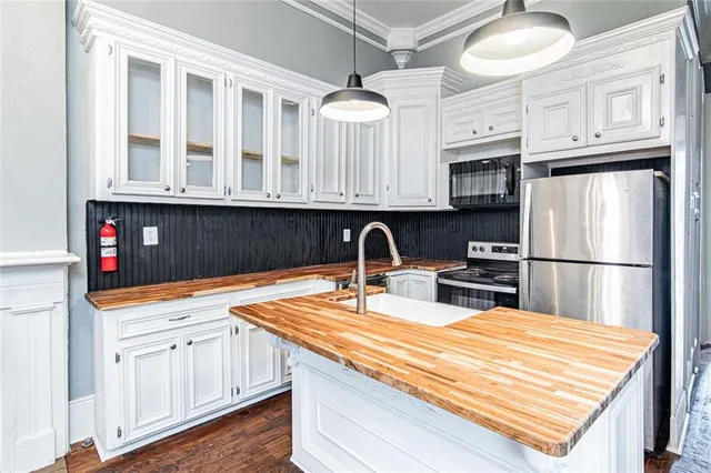 $1,250 | 1418 St Bernard Avenue, New Orleans, LA 70116